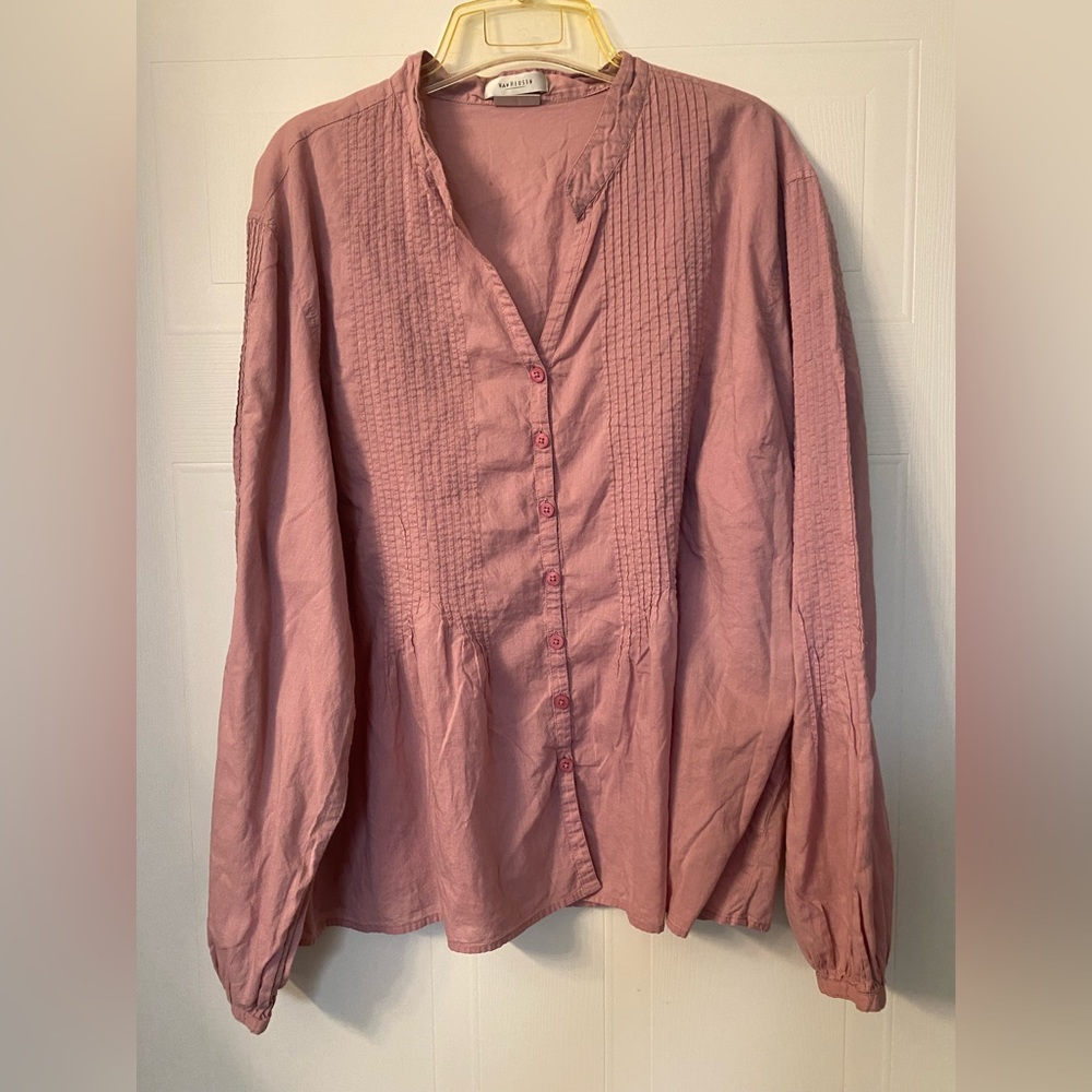 Van Heusen women’s dusty rose pin tuck front and sleeves button down shirt xxl